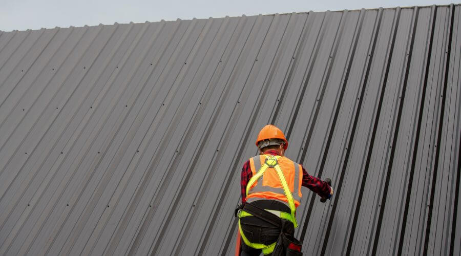 Expert Emergency Roof Repairs services in Quinebaug, CT